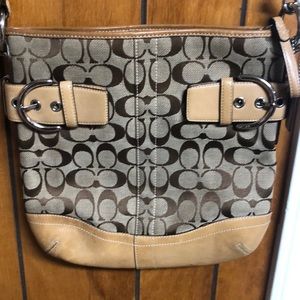 Coach Shoulder Bag Tan Excellent